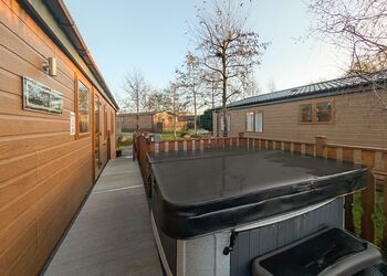 Coniston Drive 12 - South Lakeland Leisure Village, Carnforth