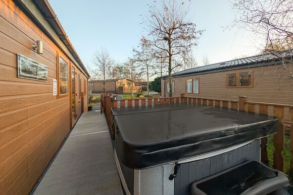 Coniston Drive 12 - South Lakeland Leisure Village, Carnforth