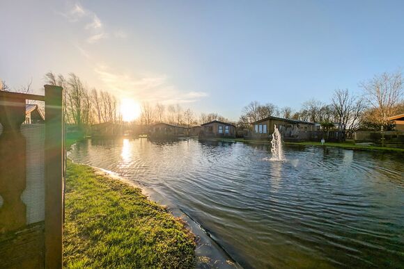 Coniston Drive 12 - South Lakeland Leisure Village, Carnforth