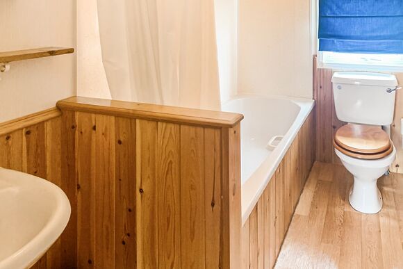 Lakeside 03 - South Lakeland Leisure Village, Carnforth