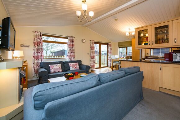 Lakeside 32 - South Lakeland Leisure Village, Carnforth