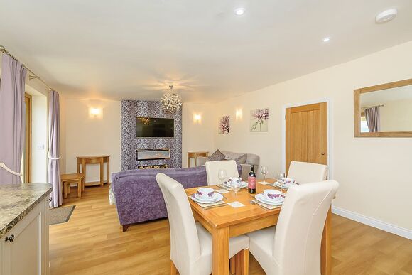 Yarty Cottage - Larkshayes Cottages, Dalwood, Axminster