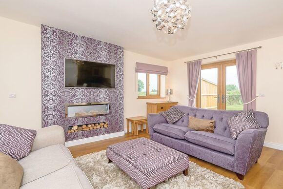Corry Brook Cottage - Larkshayes Cottages, Dalwood, Axminster