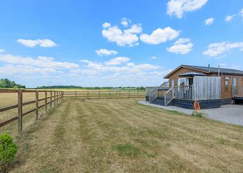 Westfield Lodge - Larkrise Farm Lodges, Charlton Adam, Somerton