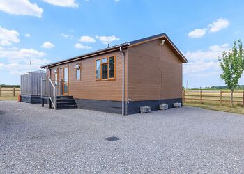 Westfield Lodge - Larkrise Farm Lodges, Charlton Adam, Somerton