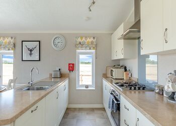 Westfield Lodge - Larkrise Farm Lodges, Charlton Adam, Somerton