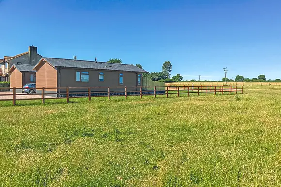 Larkrise Farm Lodges