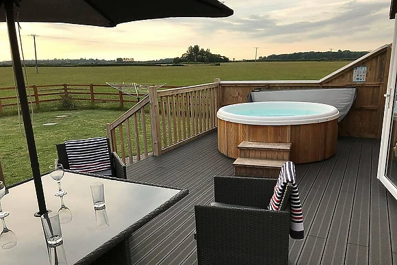 Larkrise Farm Lodges