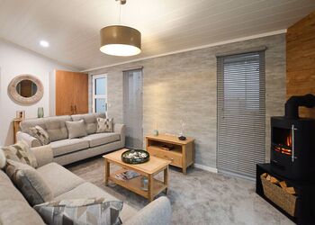 Brook View 2 bedroom lodge - Lakeview Manor Lodges, Dunkeswell, Honiton