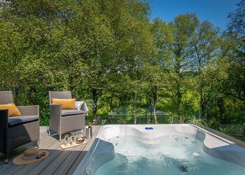 Brook View 2 bedroom lodge - Lakeview Manor Lodges, Dunkeswell, Honiton
