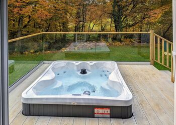 Brook View 2 bedroom CL lodge - Lakeview Manor Lodges, Dunkeswell, Honiton