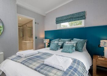 Brook View 2 bedroom CL lodge - Lakeview Manor Lodges, Dunkeswell, Honiton