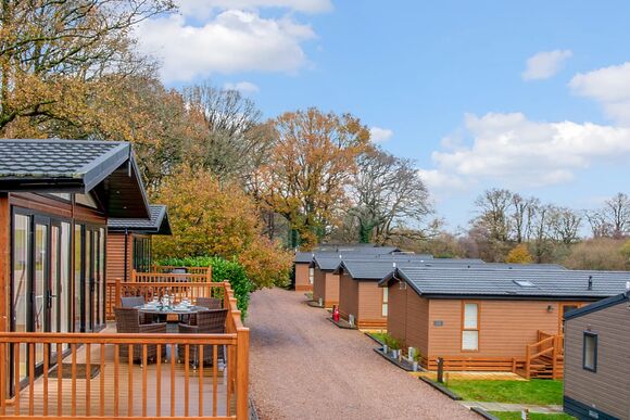 Lakeview Manor Lodges