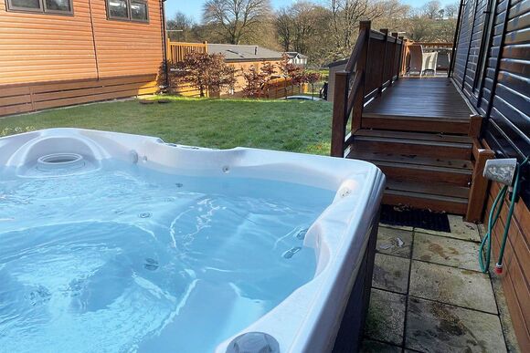 Lake View 2 bedroom lodge - Lakeview Manor Lodges, Dunkeswell, Honiton