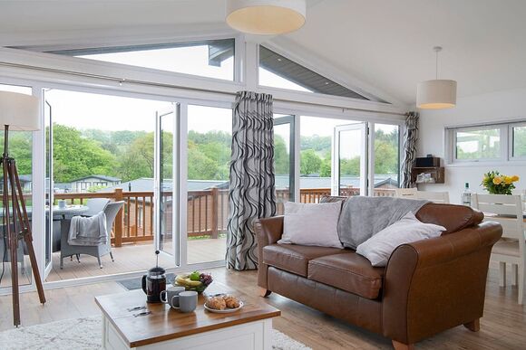 Lakeview Manor Lodges