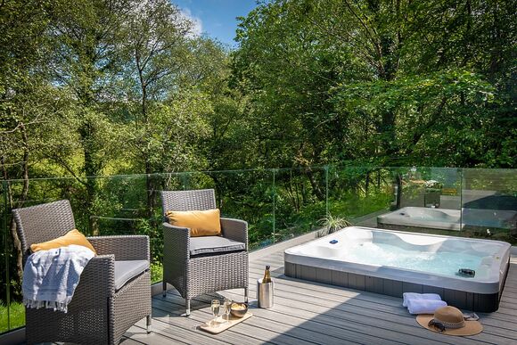 Brook View 2 bedroom lodge - Lakeview Manor Lodges, Dunkeswell, Honiton