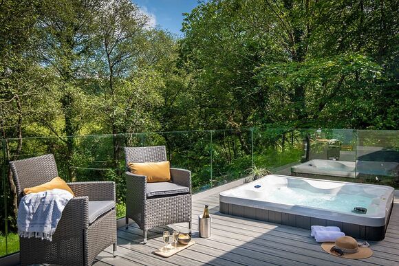 Brook View 2 bedroom lodge - Lakeview Manor Lodges, Dunkeswell, Honiton