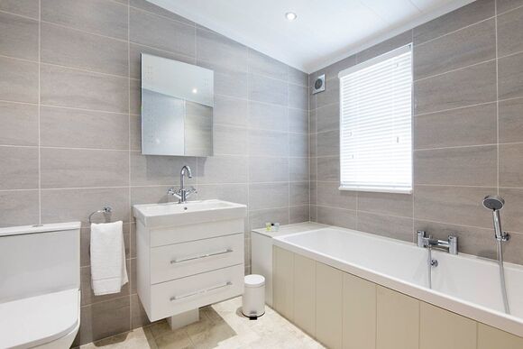 Brook View 2 bedroom CL lodge - Lakeview Manor Lodges, Dunkeswell, Honiton