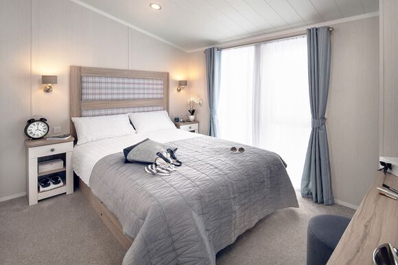 Valley Park View 3 bed with Hot Tub Pet (Sleeps 6) - Lakeview Manor Lodges, Dunkeswell, Honiton