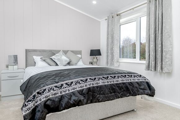 Valley View 3 bed Pet (Sleeps 6) - Lakeview Manor Lodges, Dunkeswell, Honiton