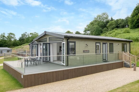 Valley View 2 bed Pet (Sleeps 6) - Lakeview Manor Lodges, Dunkeswell, Honiton