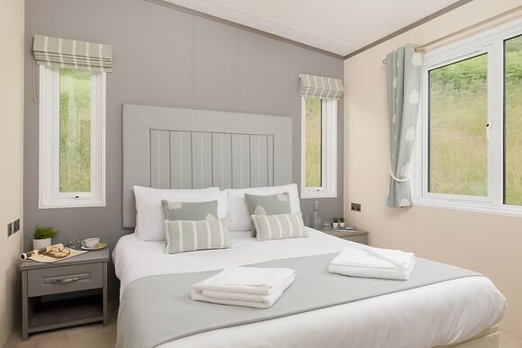 Valley View 2 bed Pet (Sleeps 6) - Lakeview Manor Lodges, Dunkeswell, Honiton