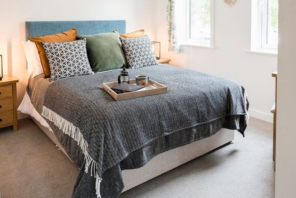 All imagery shown is a representation only. Style, decor and exact views vary by lodge 