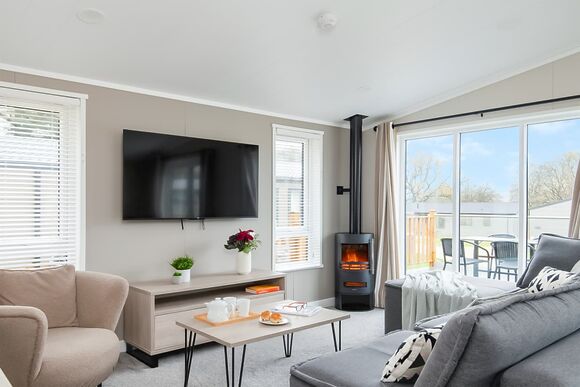 Valley View 2 bed Hot Tub (sleeps 4) - Lakeview Manor Lodges, Dunkeswell, Honiton