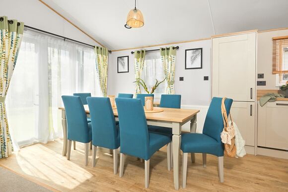 All imagery shown is a representation only. Style, decor and exact views vary by lodge 