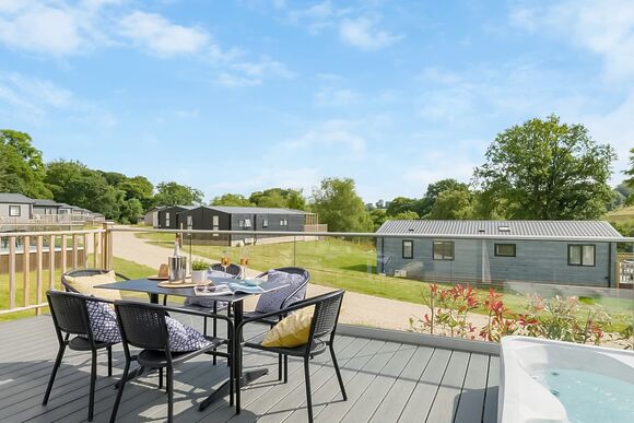 Valley Park View 3 bed Hot Tub Pet (sleeps 6) - Lakeview Manor Lodges, Dunkeswell, Honiton