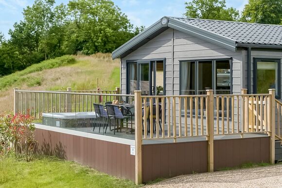 Valley Park View 3 bed Hot Tub Pet (sleeps 6) - Lakeview Manor Lodges, Dunkeswell, Honiton