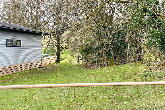 Pet friendly Mapleton 2 (sleeps 4) 