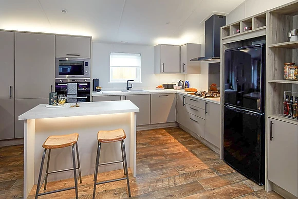 Pet friendly Mapleton 2 (sleeps 4) 