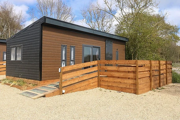  LE 3Liv Lodge 