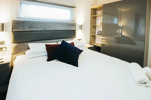  LE 3Liv Lodge 