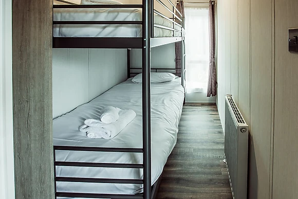  LE 3Liv Lodge 