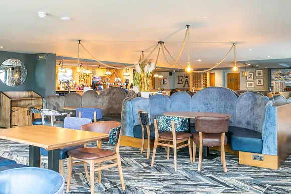 Glendale, Port Carlisle