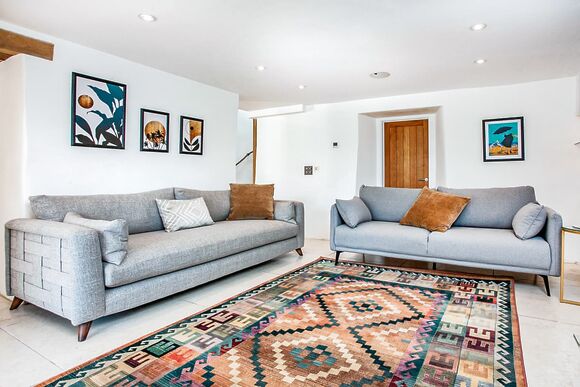 The Farmhouse - Leonards Cove, Stoke Fleming, Dartmouth