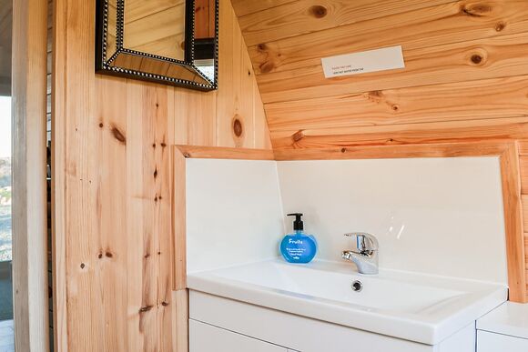 Leafield - Lowside Farm Glamping, Troutbeck