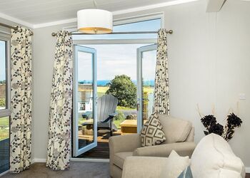 Traditional 2 bed lodge Pet - Letham Feus Park, Leven