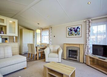 Traditional 2 bed lodge - Letham Feus Park, Leven
