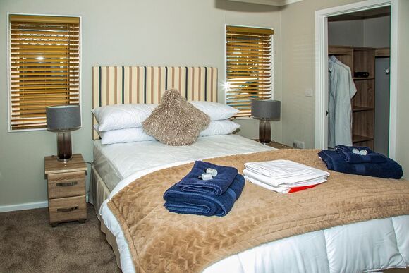 Traditional 2 bed lodge Pet - Letham Feus Park, Leven