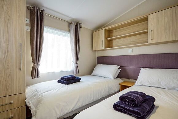 Traditional 2 bed lodge - Letham Feus Park, Leven