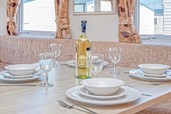 Lido Silver Pet - Lido Beach, Prestatyn, Denbighshire