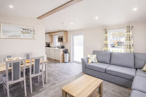 Eildon Accessible Caravan - Lilliardsedge Holiday Park, Jedburgh