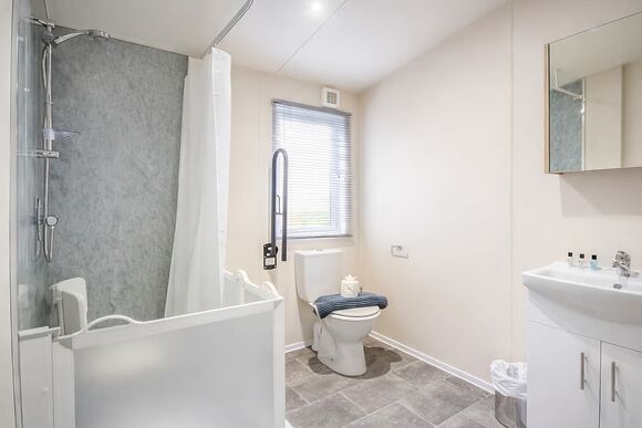 Eildon Accessible Caravan - Lilliardsedge Holiday Park, Jedburgh