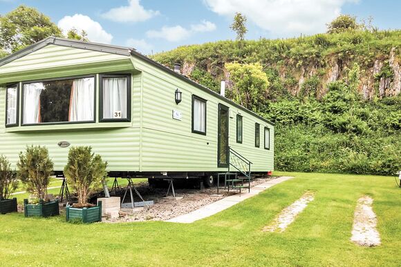 Typical Chestnut Caravan