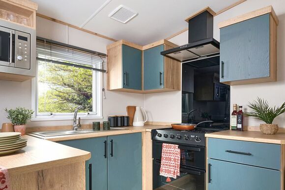 2 Bed Classic Caravan Pet - Llanrhidian Holiday Park, Gower