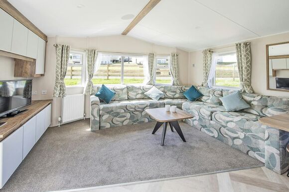 2 Bed Gold Caravan Pet - Llanrhidian Holiday Park, Swansea