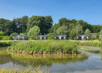 Serenity Lakes, Fleet